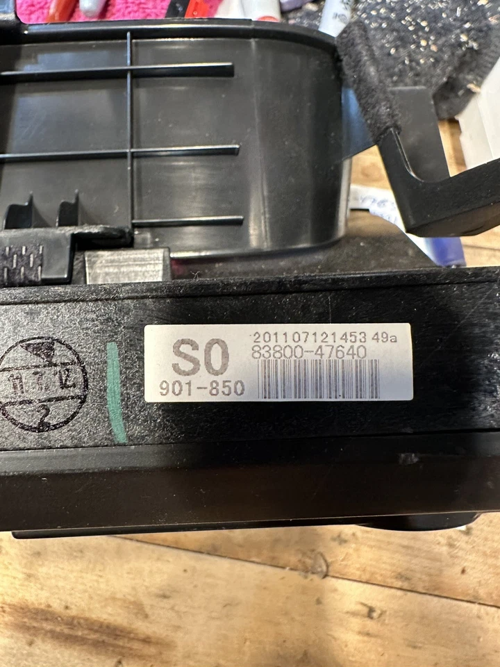 Velocímetro Toyota Prius 2010-2015, ¡elige tus millas! 83800-47640 Foto 2 de 2