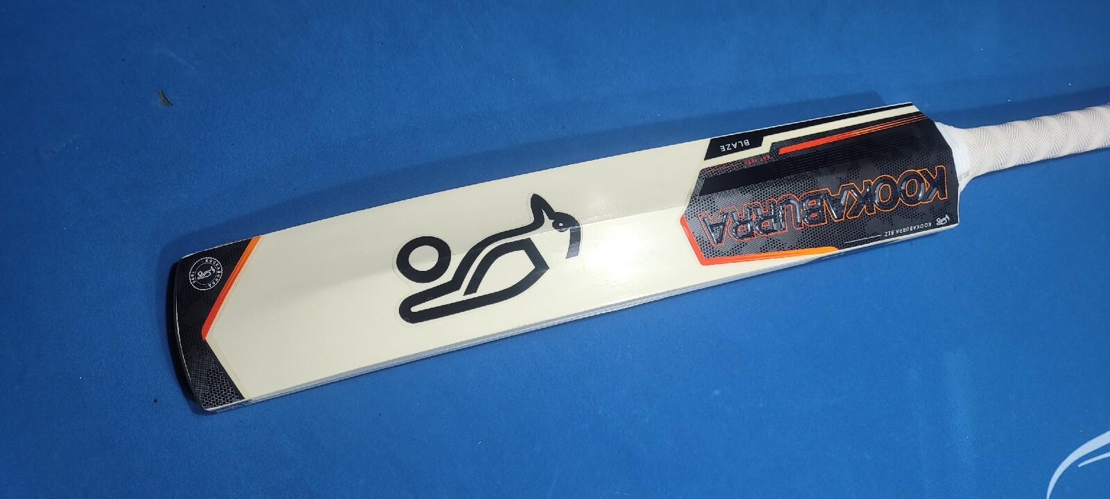 Signed Dean Jones Kookaburra Cricket Bat eBay