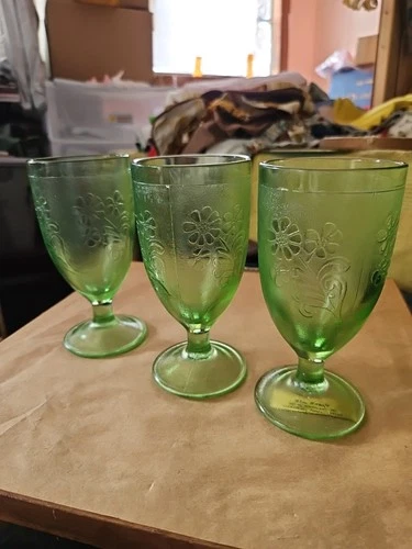 3 Federal Glass Patrician Spoke  Uranium Green Water Goblet 6" Floral Glow 1930s