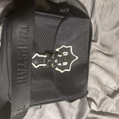 TRAPSTAR Black Small Crossbody Bag Buckle Closure Adjustable Logo Strap Unisex