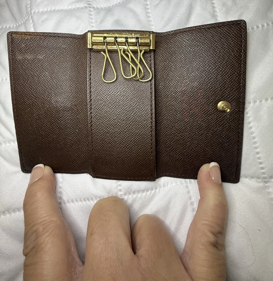 Estuche para llaves Louis Vuitton Multicles 4 anillos - Damier Level - marrón Foto 4 de 4