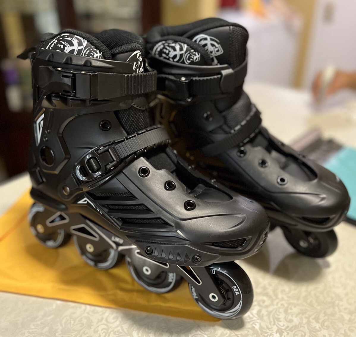 LIKU Fitness Professional Inline Skates Unisex (Men 9.5 Women 10.5 US ...