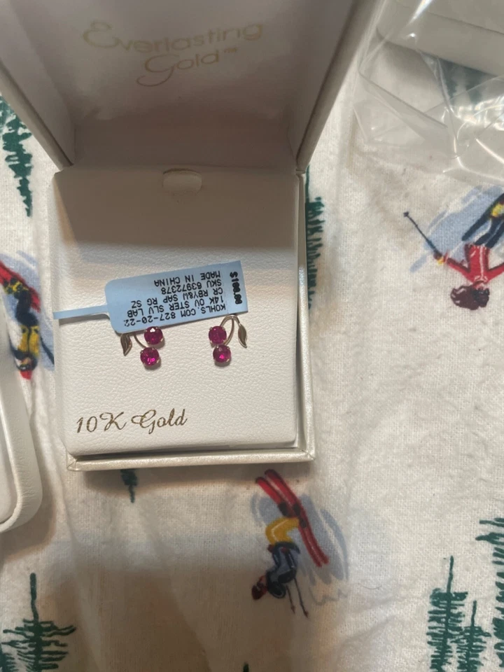 Pendientes oro 10k cereza rubí tachuela y cruz con rubíes diamantes detalles anillo i Foto 3 de 4