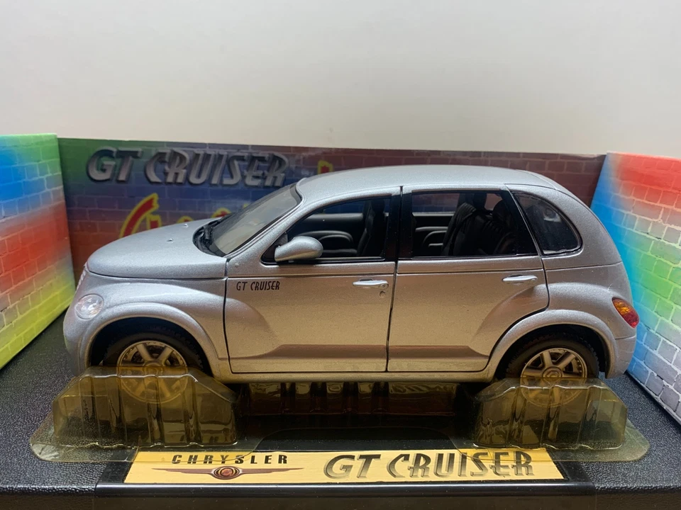 MOTOR MAX CHRYSLER GT CRUISER  1/18 EN BOITE B5 - Photo 2/4