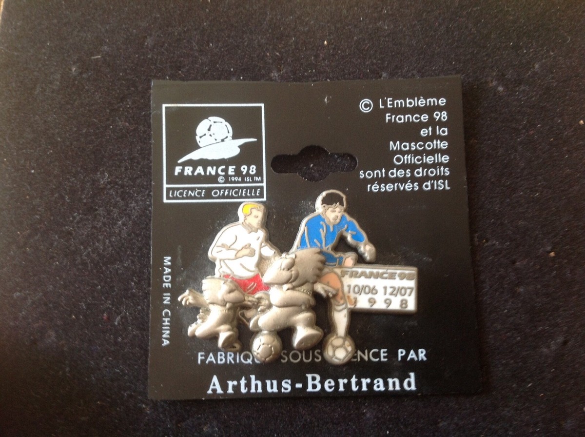 PIN'S EDF EDF Île De La Martinique Antilles Océan Signé Arthus Bertrand