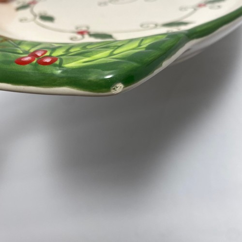 Temptations by Tara Cardinal Serving Trays | 13 in | Christmas Holly | Set of 2 - Picture 5 of 8