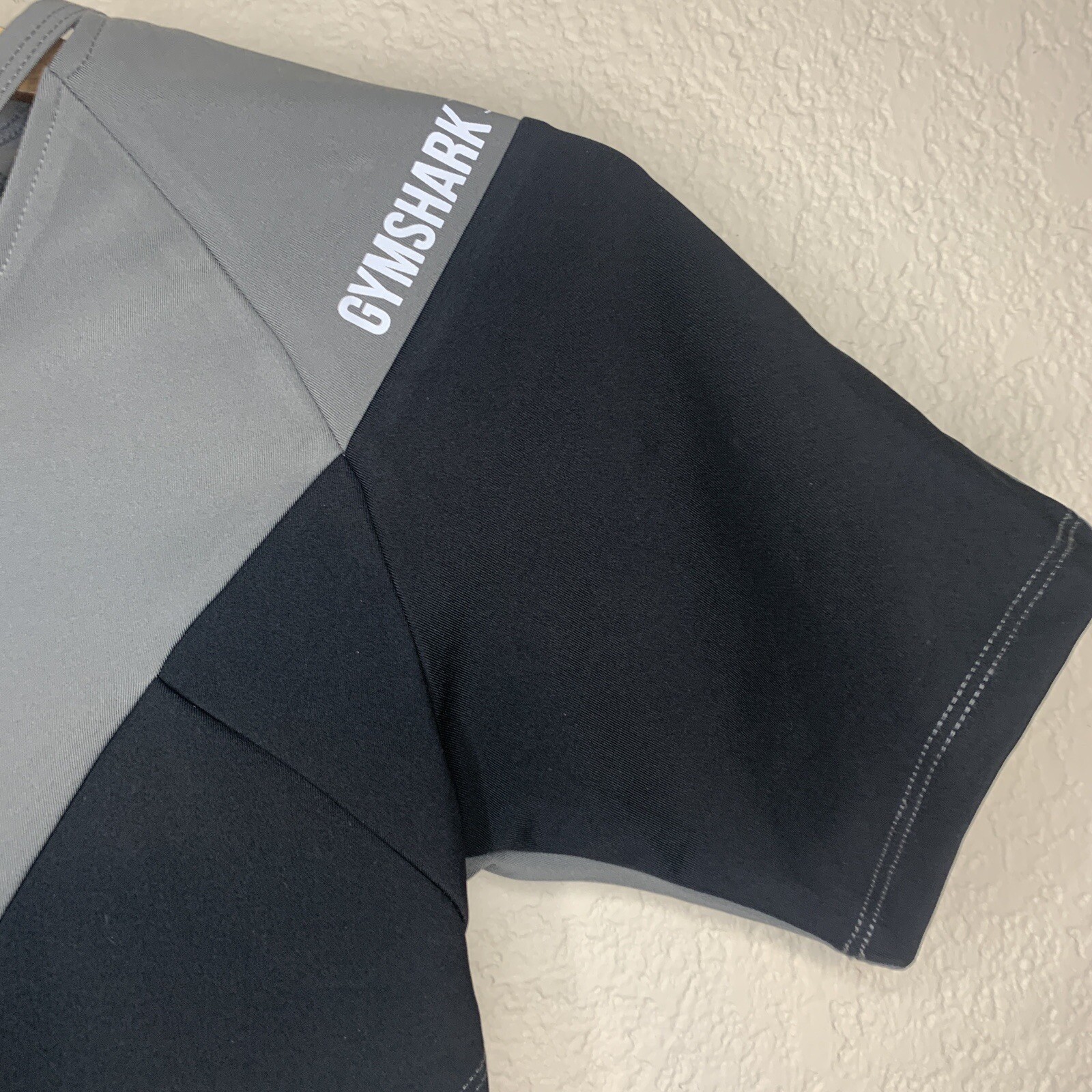 Gymshark Asymmetrical Color Block Crop Athletic T… - image 5