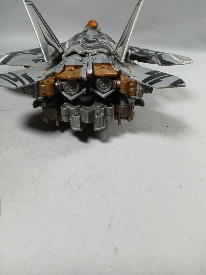 Transformers: Revenge of the Fallen Leader Class Starscream - Image 4 of 4