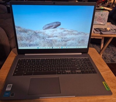 Lenovo Laptop IdeaPad 3 Chrome 15IJL6 15.6'' Intel Celeron N4500 4GB - Silver