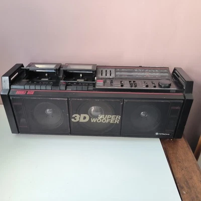 Hitachi TRK-3D8E Boombox - Photo 1/4