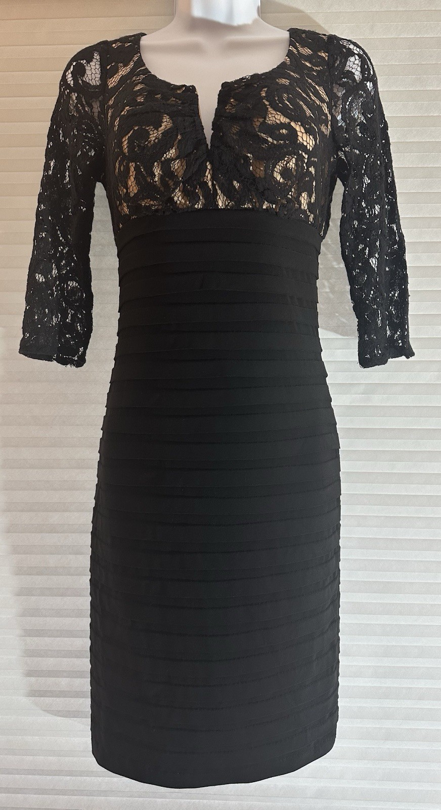 New Adrianna Papell Sexy Little Black Dress Size 4 Christmas Party Lace Sheath