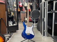 Chitarra elettrica usata YAMAHA PACIFICA012 PAC012 serie PacificaNo funzionamento