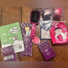 GROOVI BEAUTY Cosmetic Bath Body and Hair 9 Piece Collection Gift Set NEW