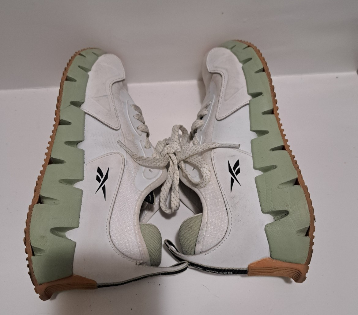 Reebok Zig Dynamica White Light Green FFC0096069 Women’s Size 8.5 Running Shoes