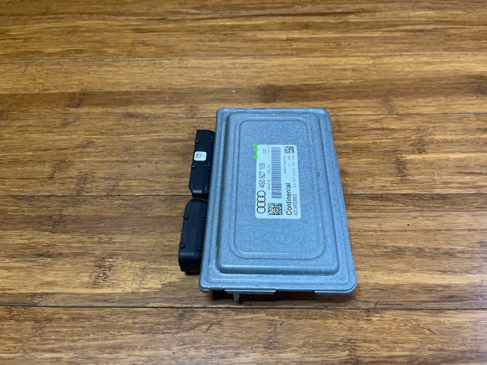 Audi R8 2016-2024 Transmission control module