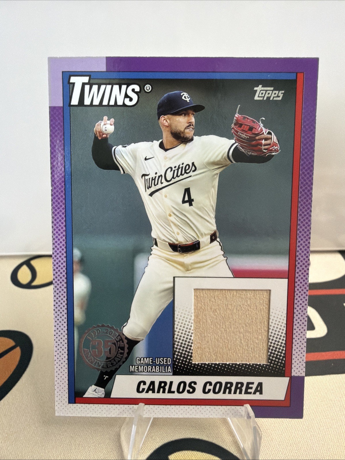 2025 Topps Series 1 - 1990 Topps Baseball Relics Carlos Correa #T90R-CCO (MEM)