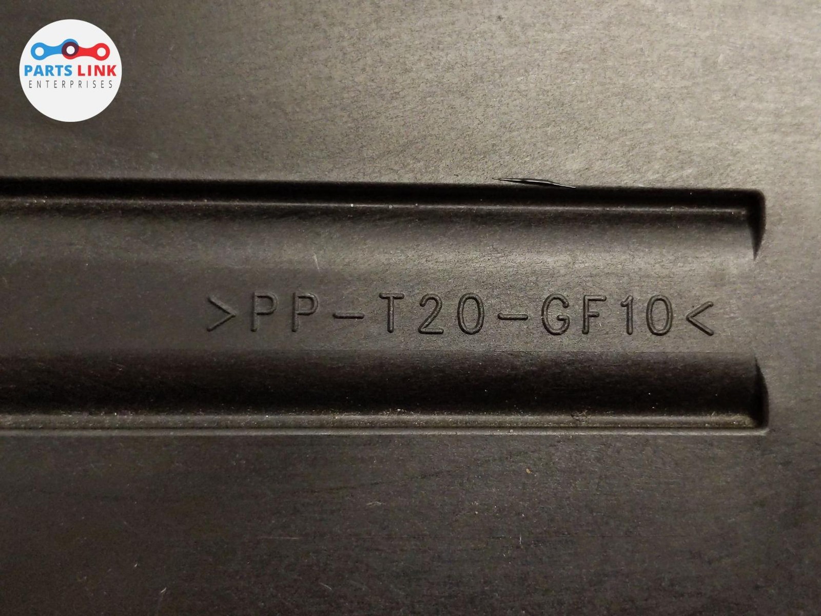 Bentley Bentayga 2016-2020 REAR+LEFT Speaker