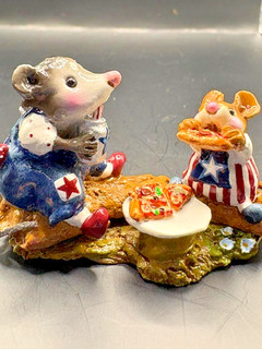 Cheer for the Red White & Blue Wee Forest Folk M 244 Possum's Pizza Party 1/100