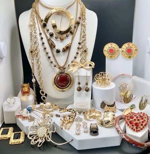Vintage - Now Estate Gold Tone Jewelry Lot 33Pc. Variety Some BSK KLEIN TRIFARI
