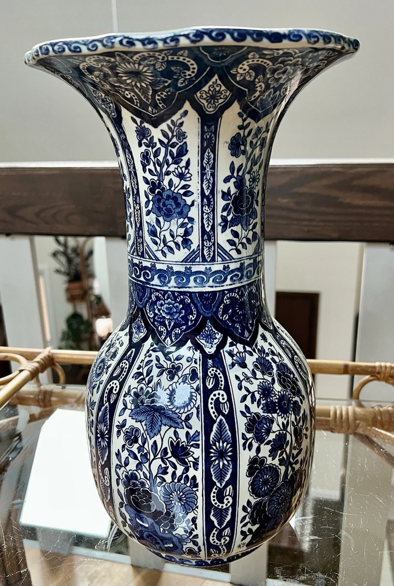 ANTIQUE PAIRE 19THC Français St.Clement Floral Faience Vases France