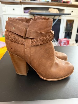 Limelight Brown Braided Accent Booties in 7
