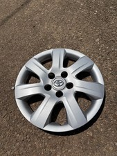 One Genuine 2010 To 2011 Toyota Camry 16 Inch Hubcap Wheel Cover 42602-06080