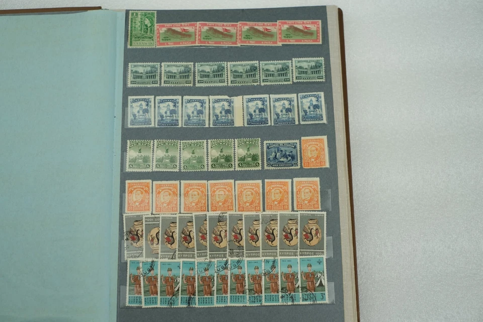 Worldwide stamps collections lots album Vintage Rare Classic Antique Genuine - Image 2 of 4