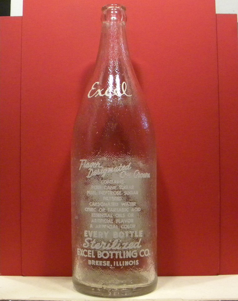 Excel 32ounce ACL Soda Pop Bottle Excel Bottling Breese Illinois SB582