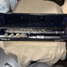 Tygenn Silver Flute w/ Case 