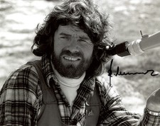 REINHOLD MESSNER SIGNED 8x10 PHOTO FIRST TO SOLO MT EVEREST NO TANKS BECKETT BAS