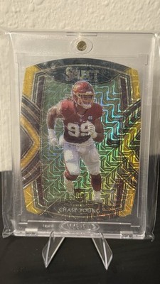 2020 Panini Select - Club Level Chase Young #264 Gold Prizm /10 (RC)