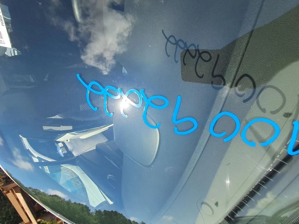 2011 Dodge Journey Driver Rear Window Regulator Electric OEM Used 3622371 - Image 2 of 4