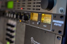 Drawmer 1978 - 2-Band Stereo FET analog Compr...