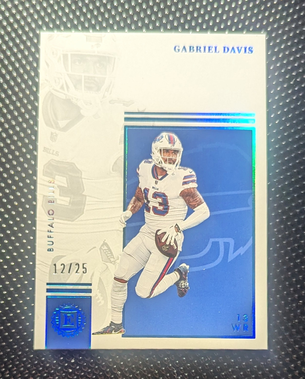 2022 Panini Encased Gabriel Davis #27 Sapphire /25 Buffalo Bills
