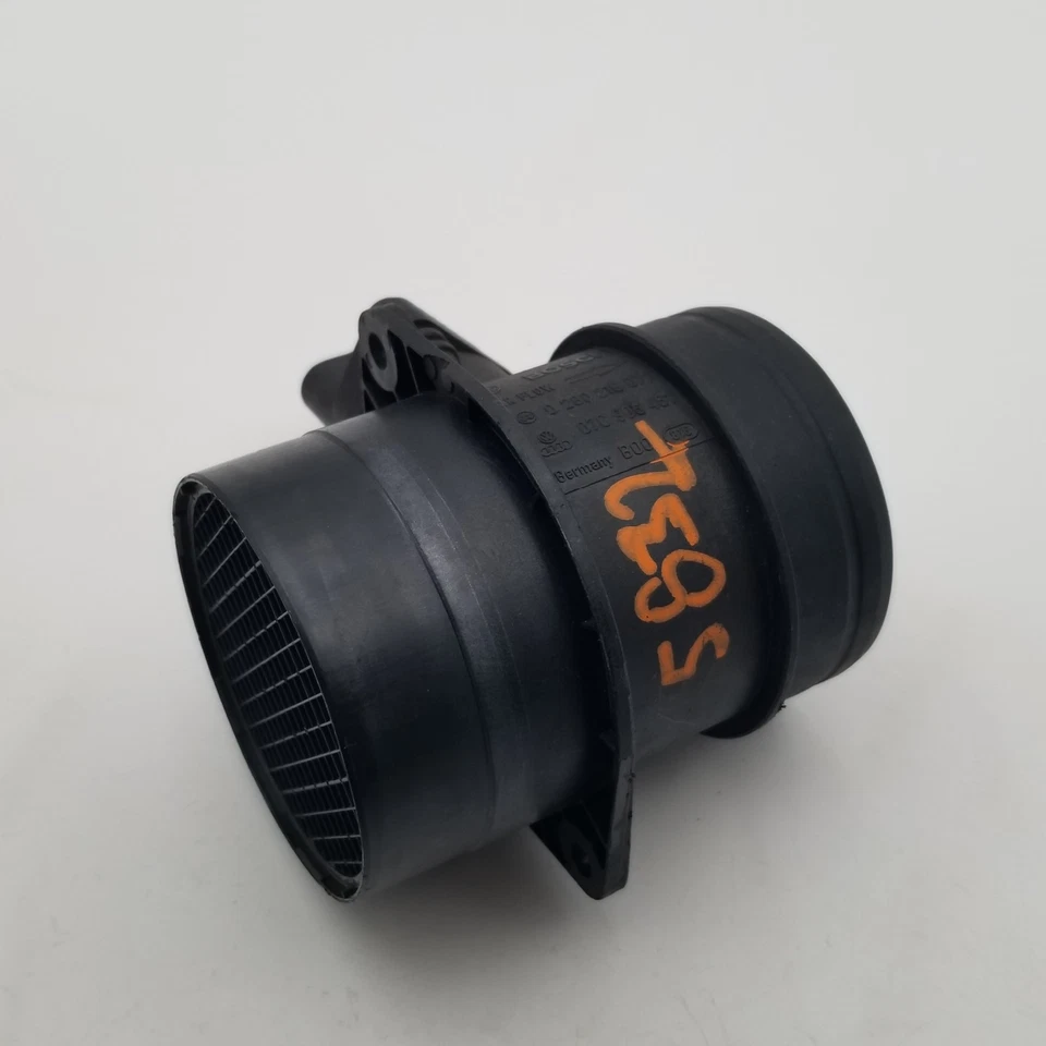 Sensor medidor de flujo de aire másico Volkswagen Beetle MAF 2006-2010 07C906461 Foto 3 de 4