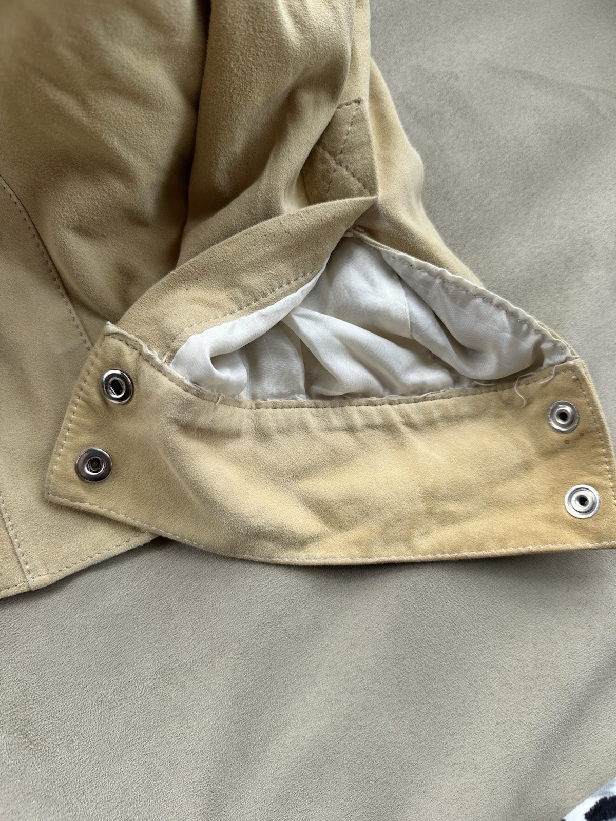 Mona Beige Snap Button Collared Pockets Women's L… - image 7