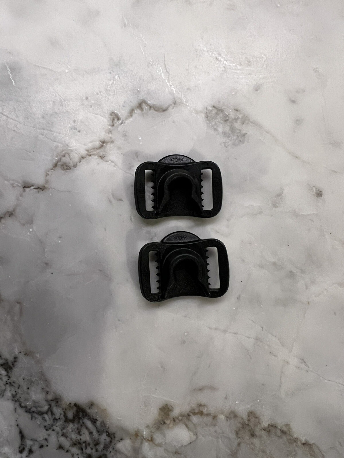 Bauer CCM Hockey Helmet Slide Buckle Pair. Easy snap! 2 Buckles eBay
