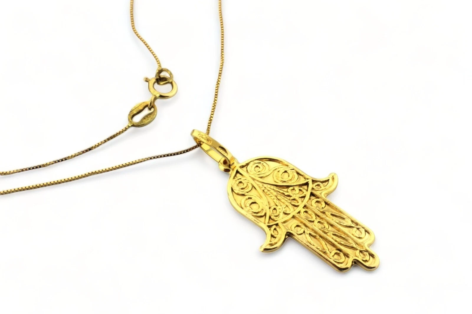 BOTTEGA VENETA collana veneta cm.45 in oro giallo 18kt. con ciondolo mano di Fatima