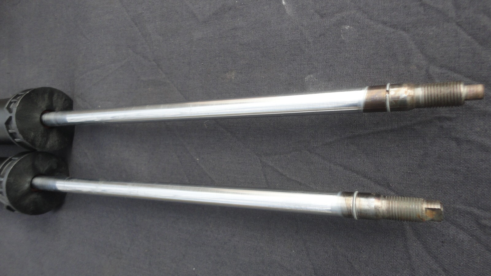 GENUINE AUDI A1 REAR SHOCK ABSORBERS 6R0513025P PAIR DAMPER SEAT