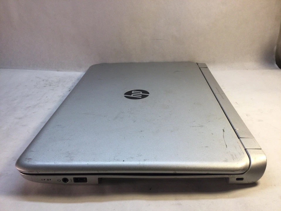 HP Pavilion 15-P066US 15" Laptop Intel Core i3-4030U-NO POWER - MZ - Image 3 of 4