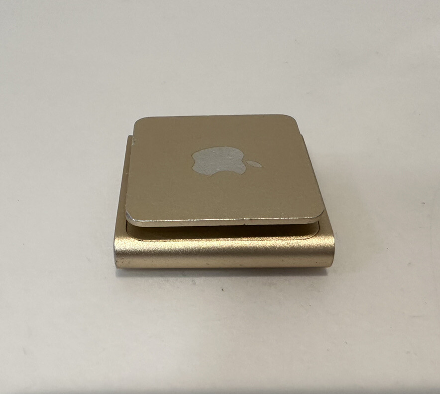 Apple iPod shuffle 4th Generation Gold (2 GB) | eBay