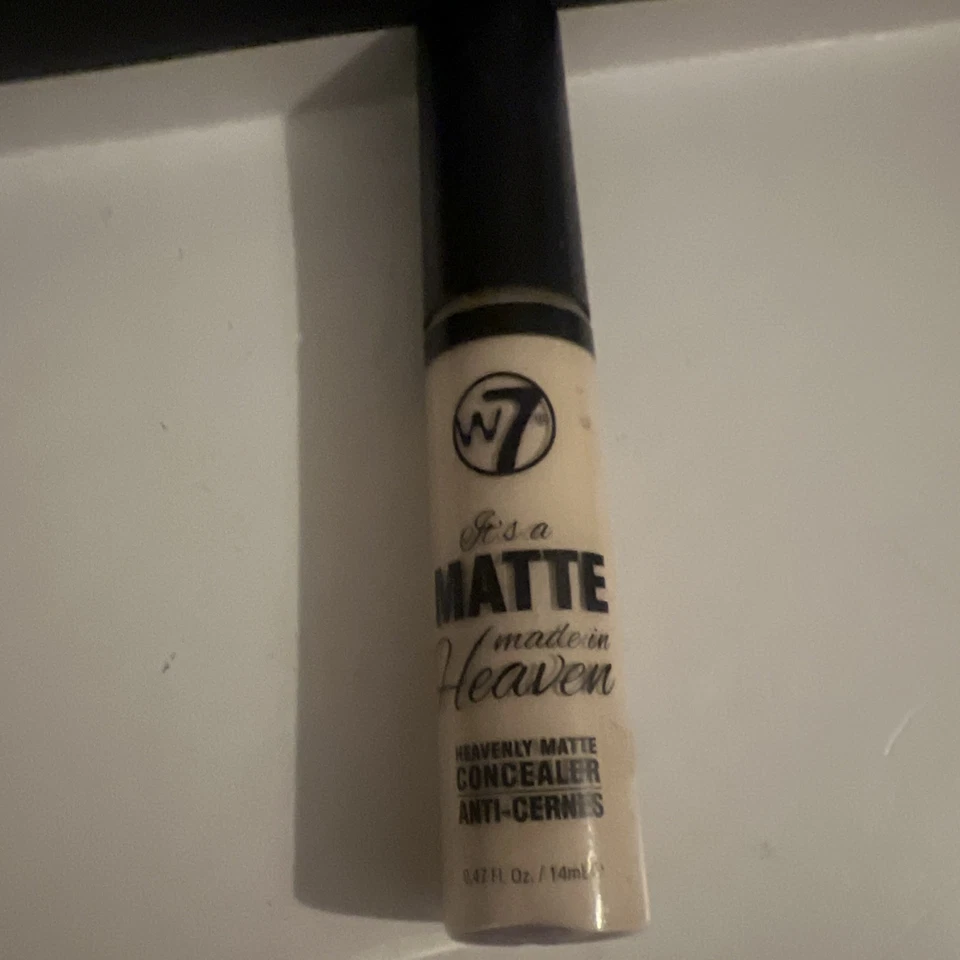 W7 It's a Matte Made in Heaven Long Lasting Concealer Vegan 14ml *light shade - Image 4 of 4