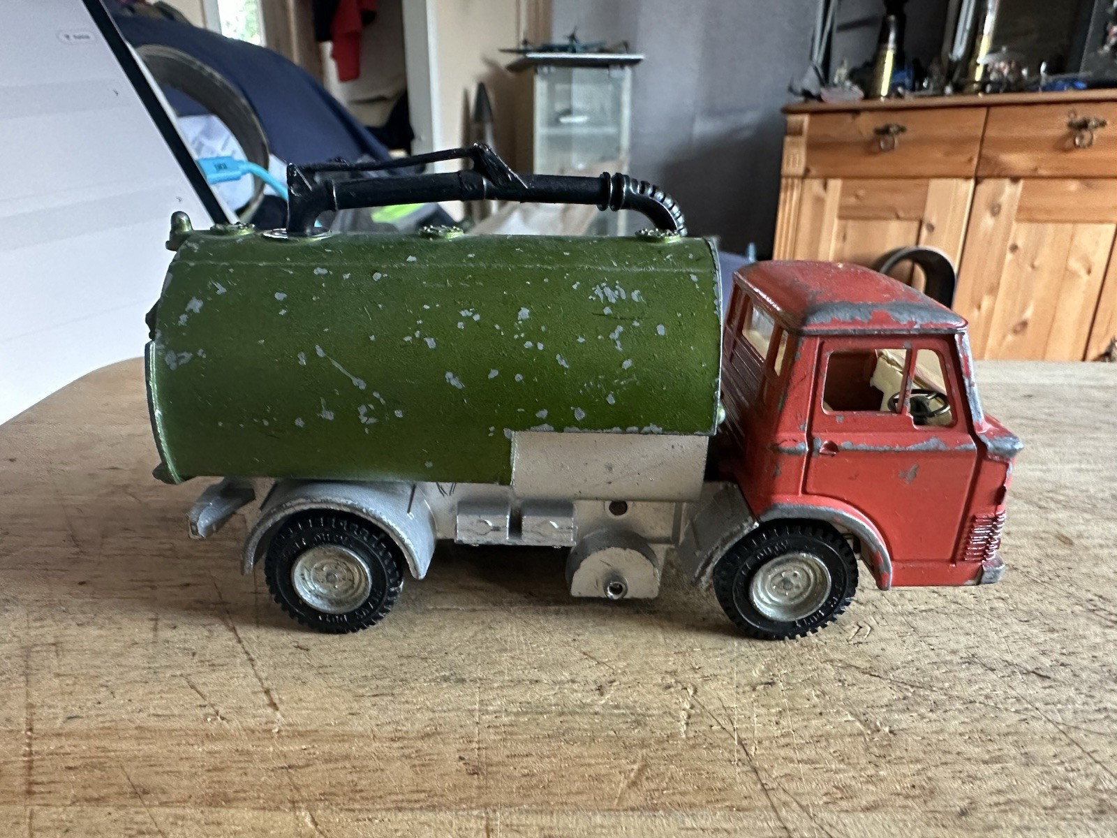 【SALE】DINKY No.451 JOHNSTON ROAD SWEEPER il_fullxfull.5110663708_3jdg.jpg