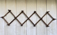 Vtg Expandable Wooden Hat Coat Rack Accordion Wall Mount Farmhouse Cottagecore