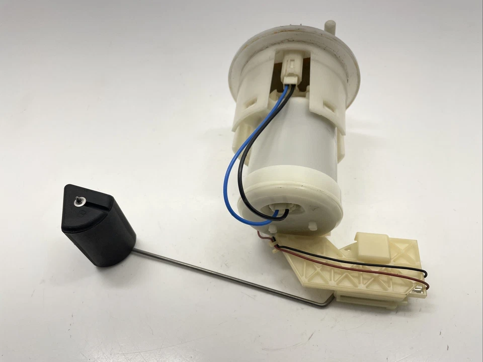 ♻️ Honda Cbr600rr Rr-8 2007 - 2008 Fuel Pump ♻️ - Image 3 of 4