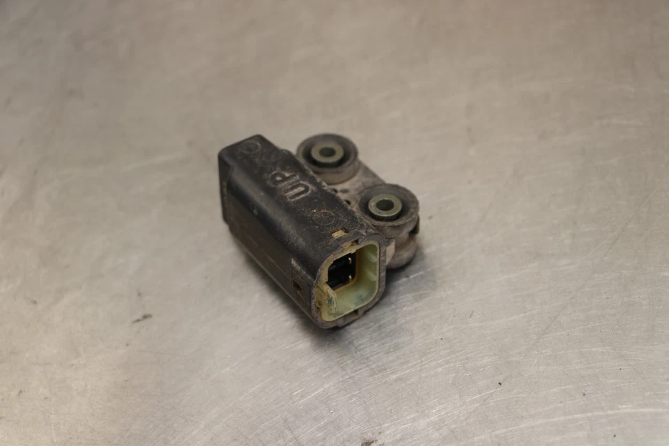 04-09 YAMAHA FZ6 TIP OVER BANK ANGLE CRASH SENSOR SWITCH  5PS-82576-01-00 - Image 3 of 4