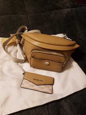 Michael Kors Maisie Large Pebbled Leather 2-in 1 Sling Pack Authenic New - $548