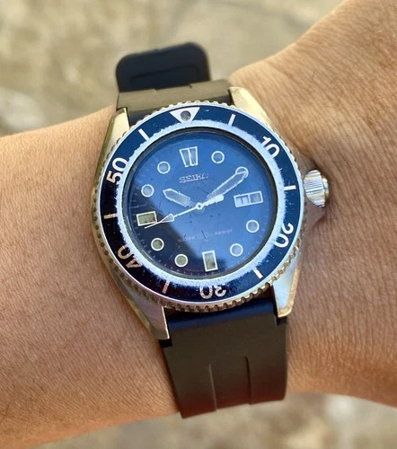 1980 Vintage Seiko 2625-0010 Diver Quartz Watch 150m Midsize Stainless Steel