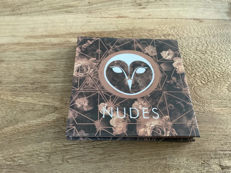 Hank & Henry Womens 9 Well Eyeshadow Palette, Nudes - Image 2 of 4