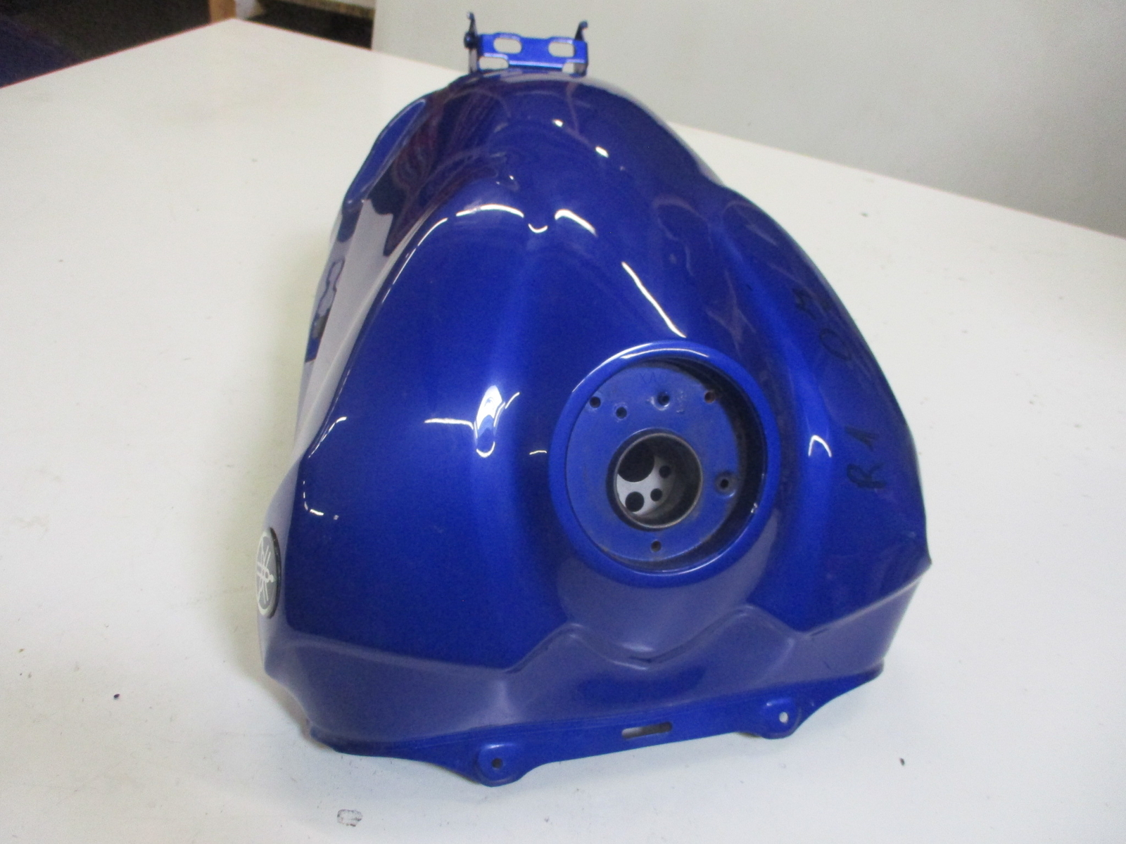 Fuel Tank X34 Yamaha YZFR1 RN19 Fuel eBay